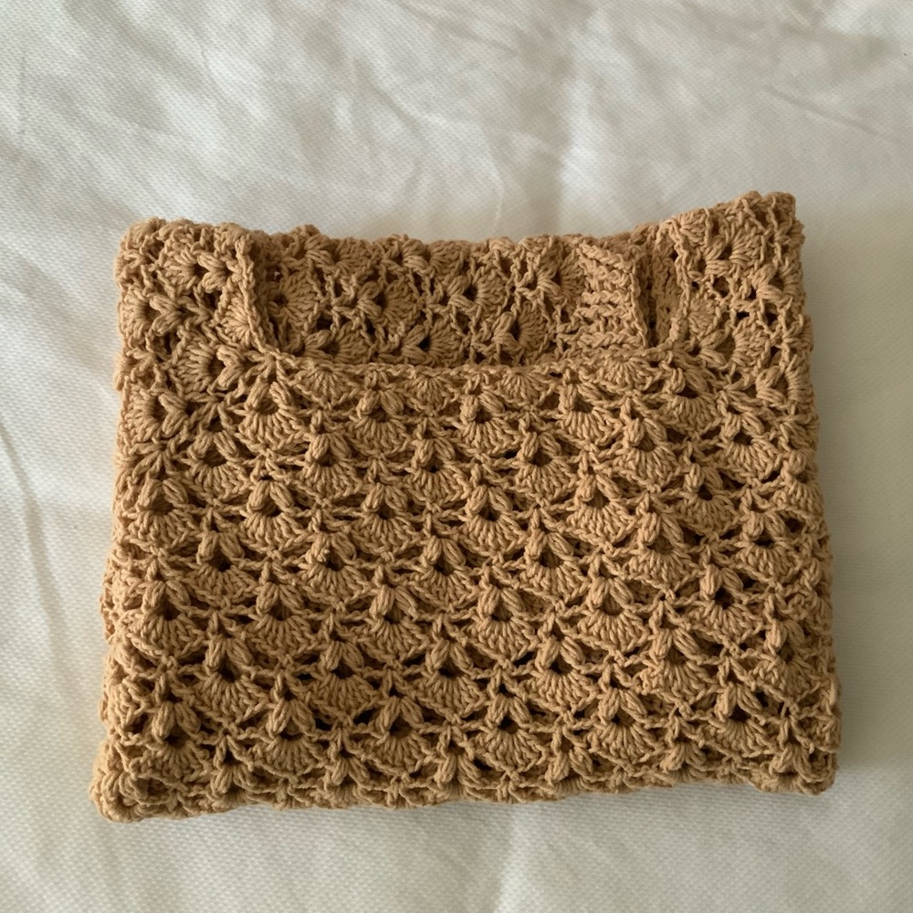 Crochet top - Picture 6 of 6
